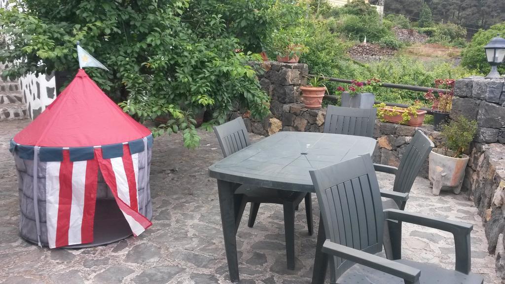 Casa Canaria La Moncloa Villa Icod De Los Vinos Rum bild